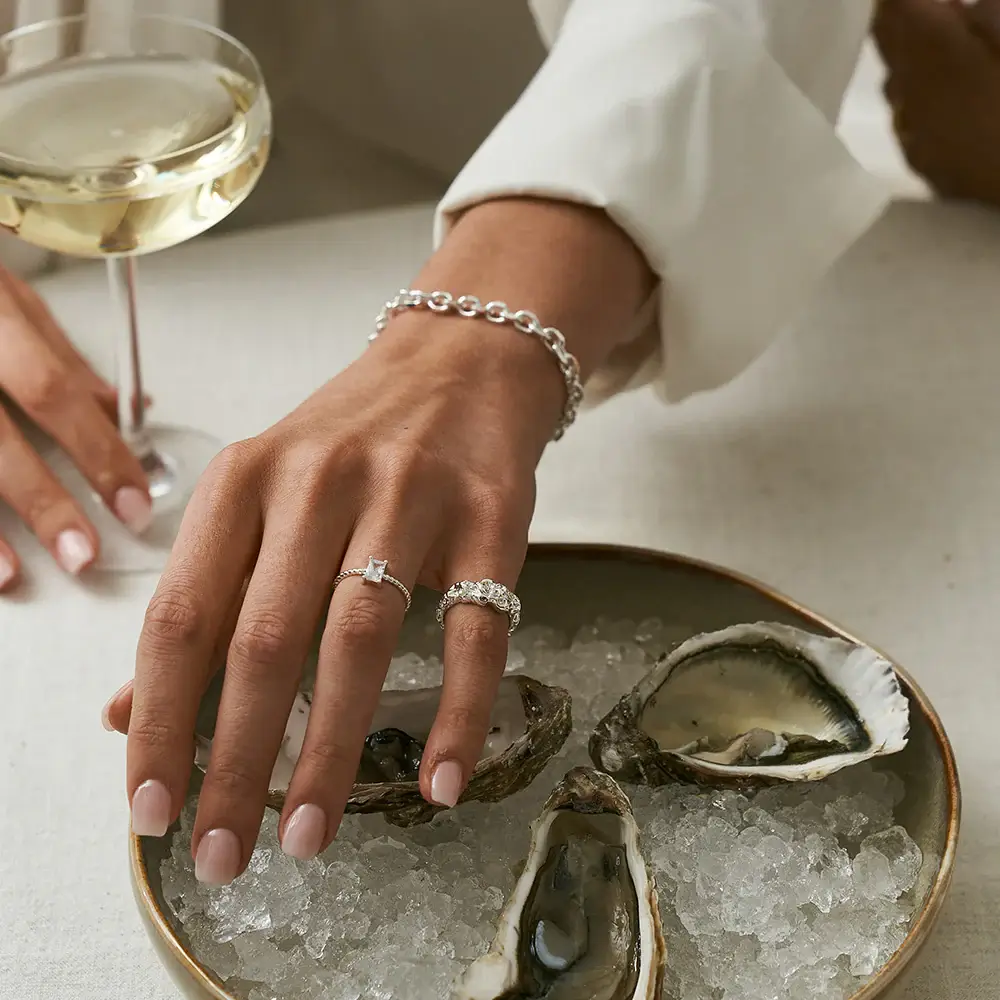 twisted-baguette-ring-silver-1-1.jpg